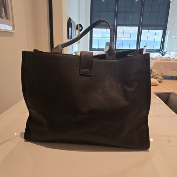 Tom Ford Tara Tote - Large Black Calfskin Leather - Picture 7 of 9